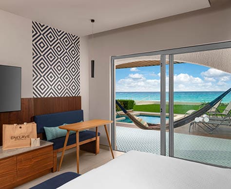 Hilton Cancun Mar Caribe All-Inclusive. Photo by Victor Elias Photography. | SUITE A104 MASTER