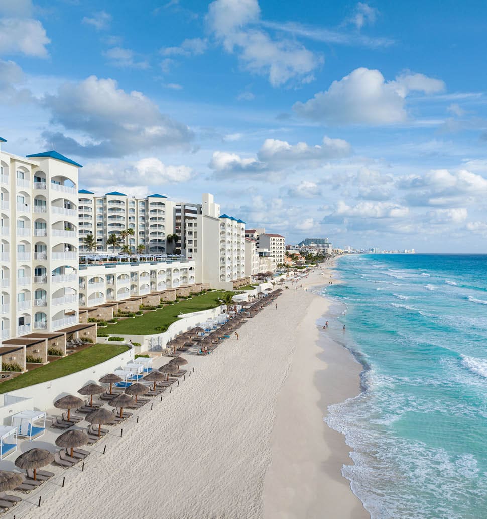 Hilton Cancun Mar Caribe All-Inclusive. Photo by Victor Elias Photography.