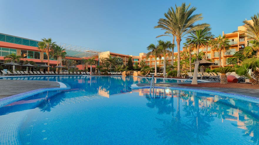 Copyright uses for Roger Mendez Photography; H10 Hotels